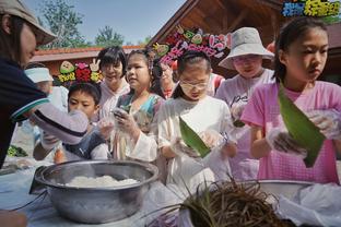 帕尔默：首回合错过3次必进球机会提醒着自己，期待联赛杯夺冠